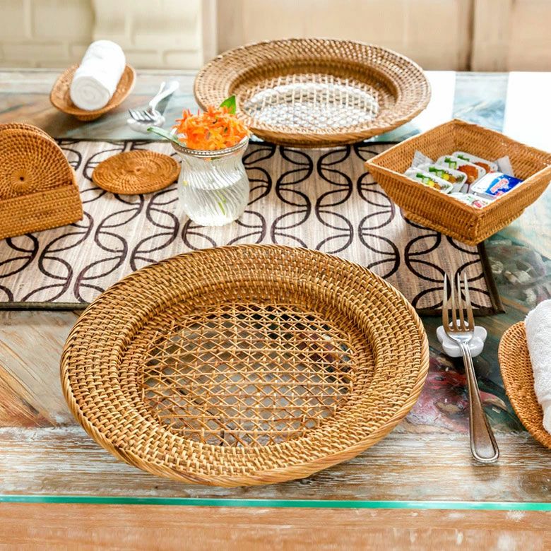 000000000399-09.jpg?size=l&w=