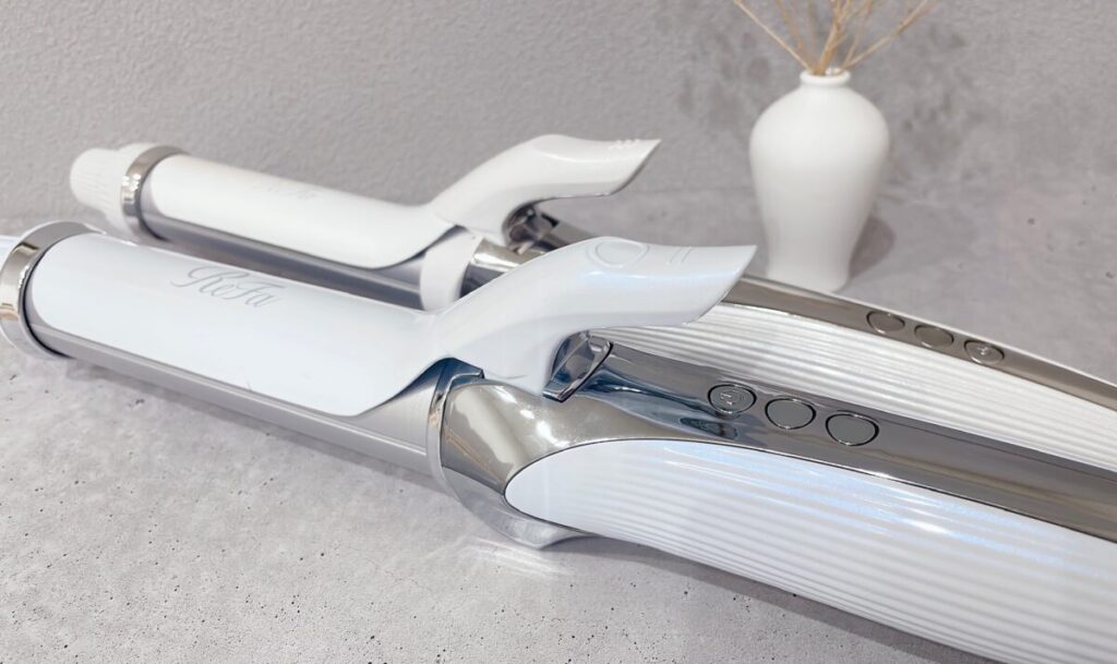 新作コテ！リファカールアイロンプロの違いは5つ！新旧モデルの選び方