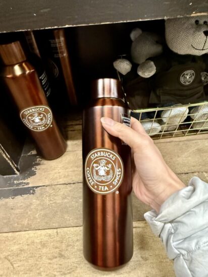 シアトル観光】スタバ1号店でしか買えない限定グッズと楽しみ方