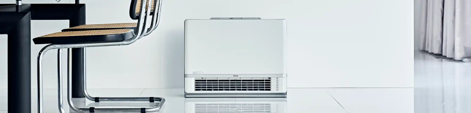 温水ルームヒーター（床置移動型） － リンナイ