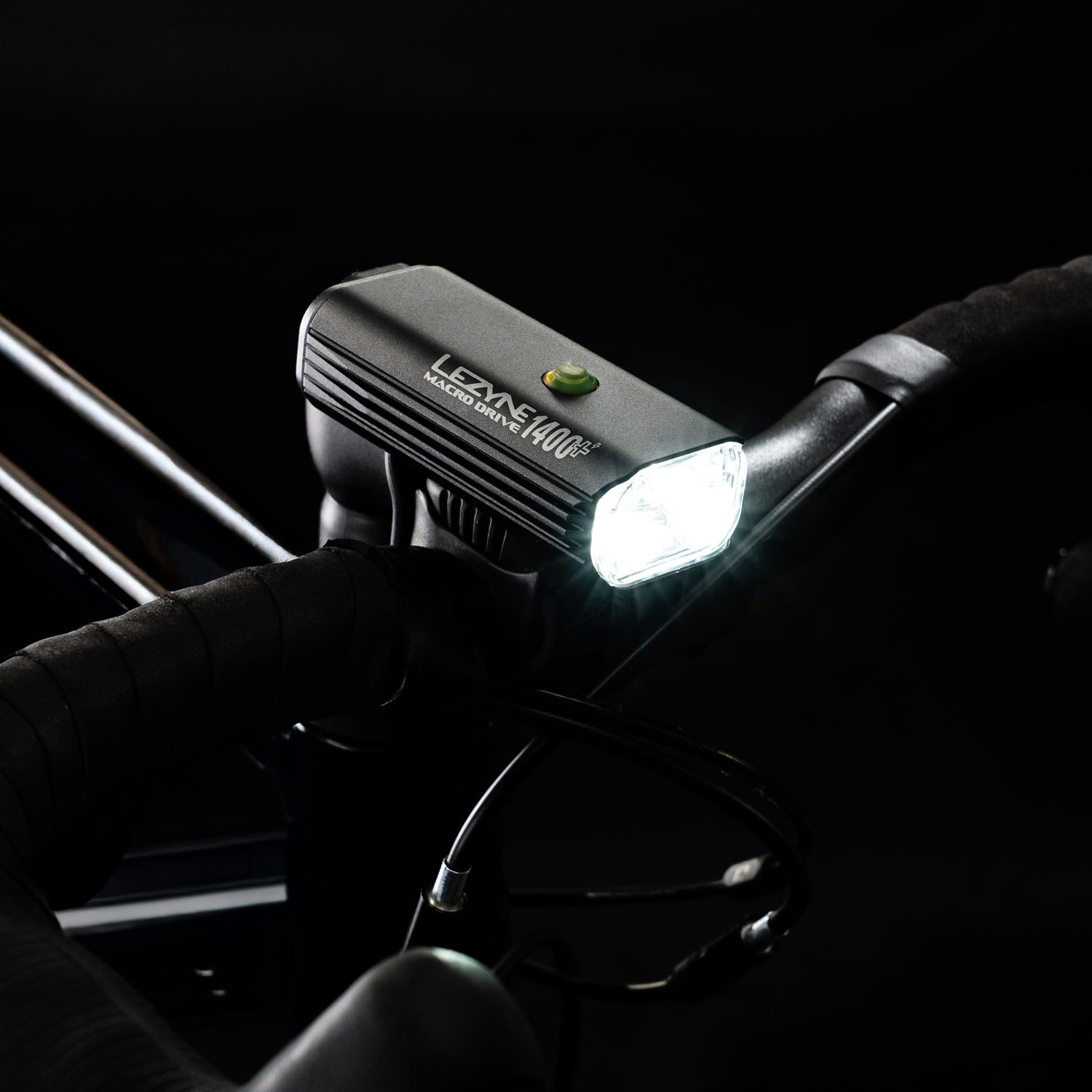 LEZYNE MACRO DRIVE 1400+ | LED FRONT BIKE LIGHT