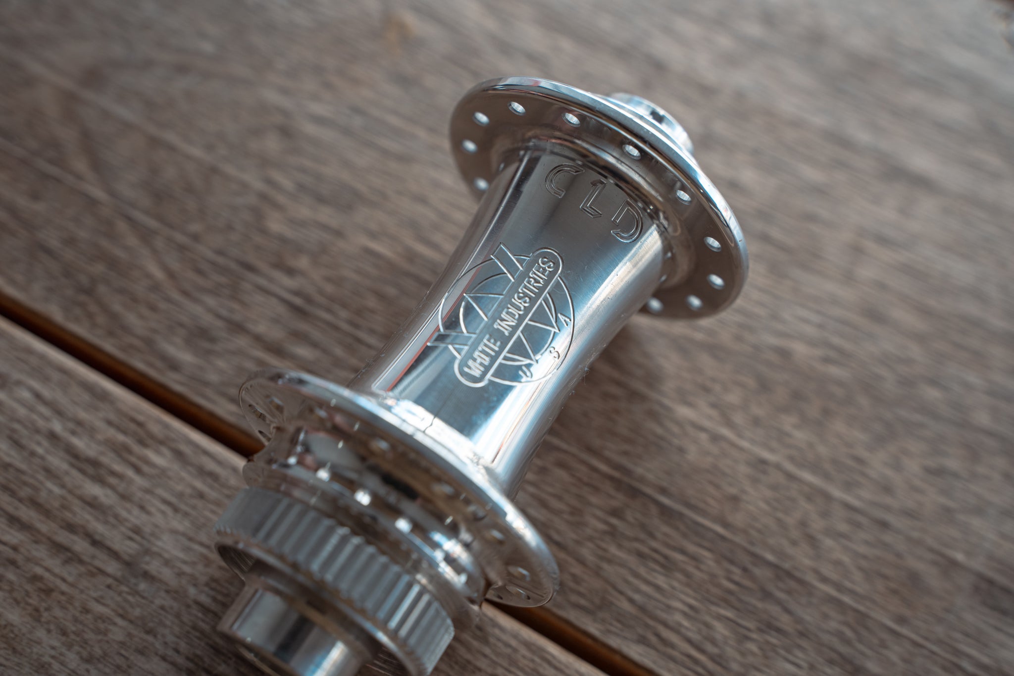 WHITE INDUSTRIES ハブ前後セット CLD [ポリッシュ] 12mm スルー