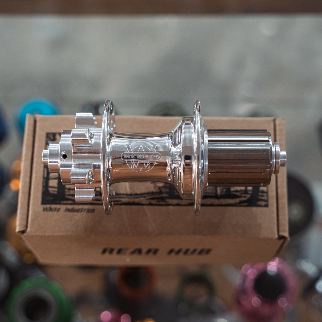 WHITE INDUSTRIES リアハブ XMR QR [ポリッシュ] Disc Hub 32h リア