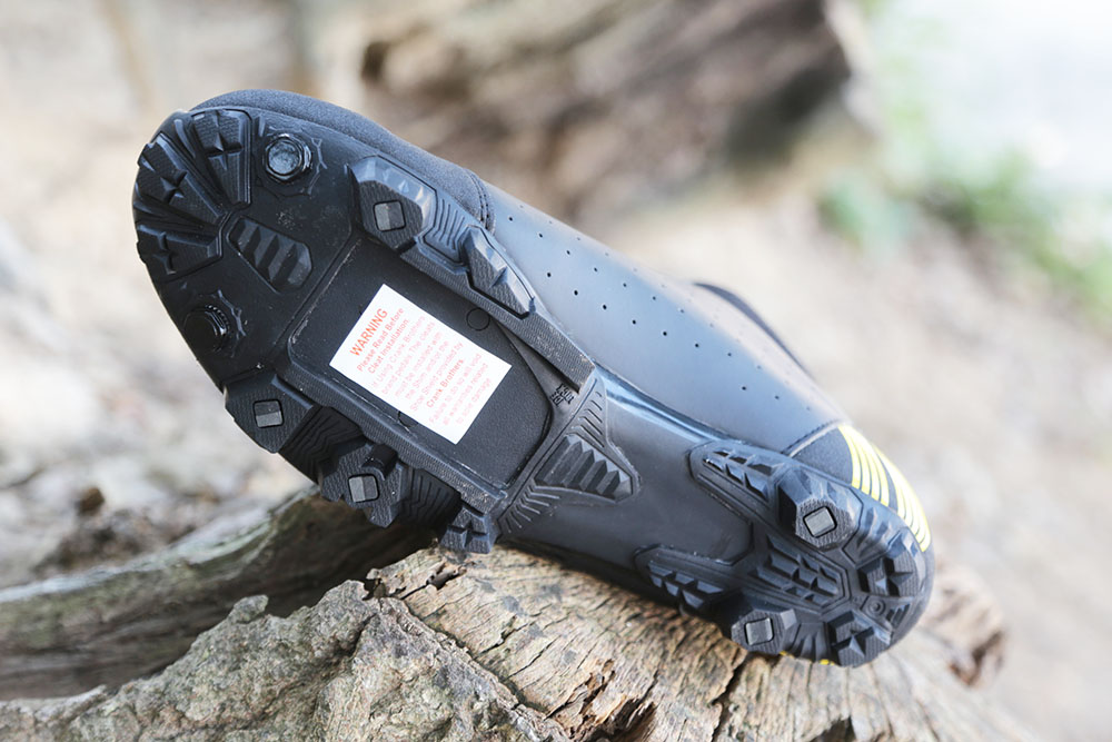 45NRTH RAGNAROKで冬を乗り切ろう - モトクロスインターナショナル