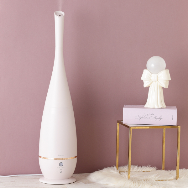 インテリアに溶け込む美しい佇まいと大容量タンクで人気の2WAY超音波式