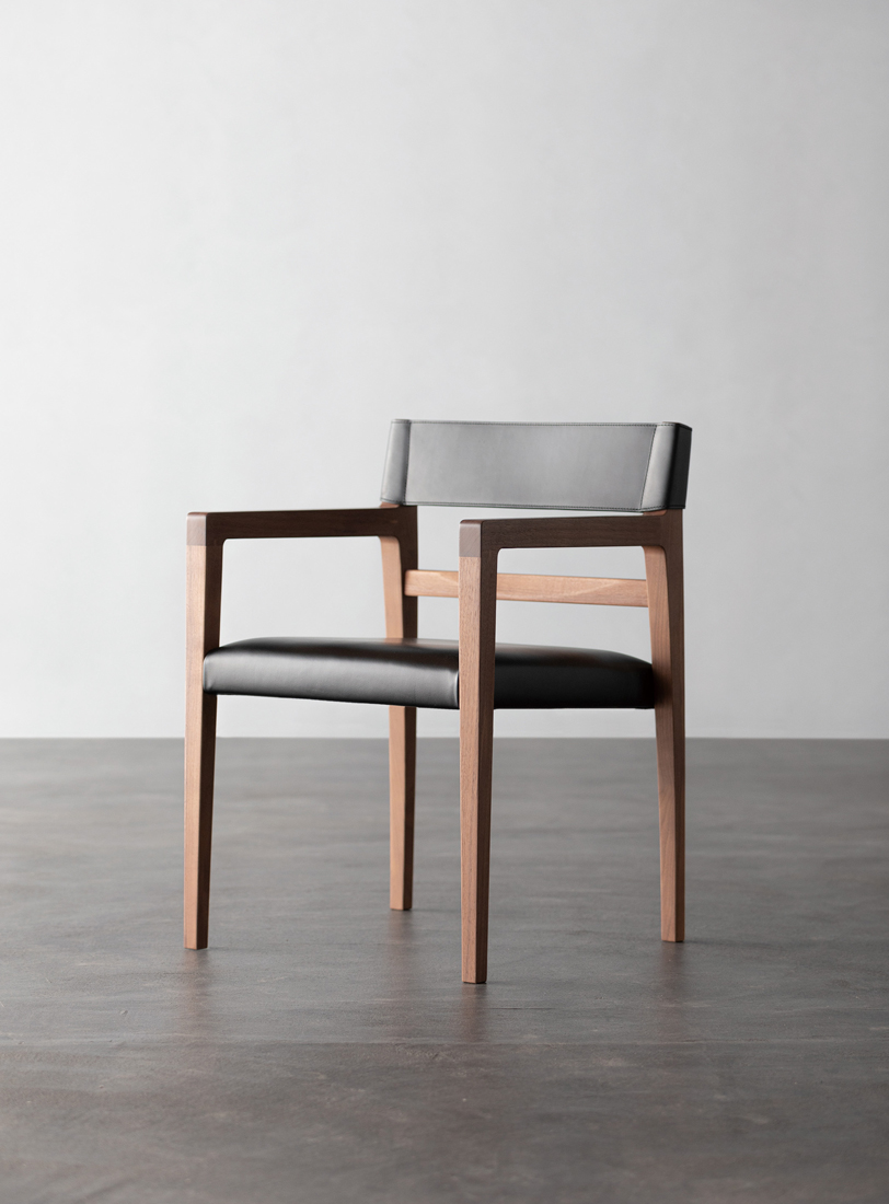 IBIZA FORTE（イビサフォルテ）｜Chairs｜Chairs / Armchairs