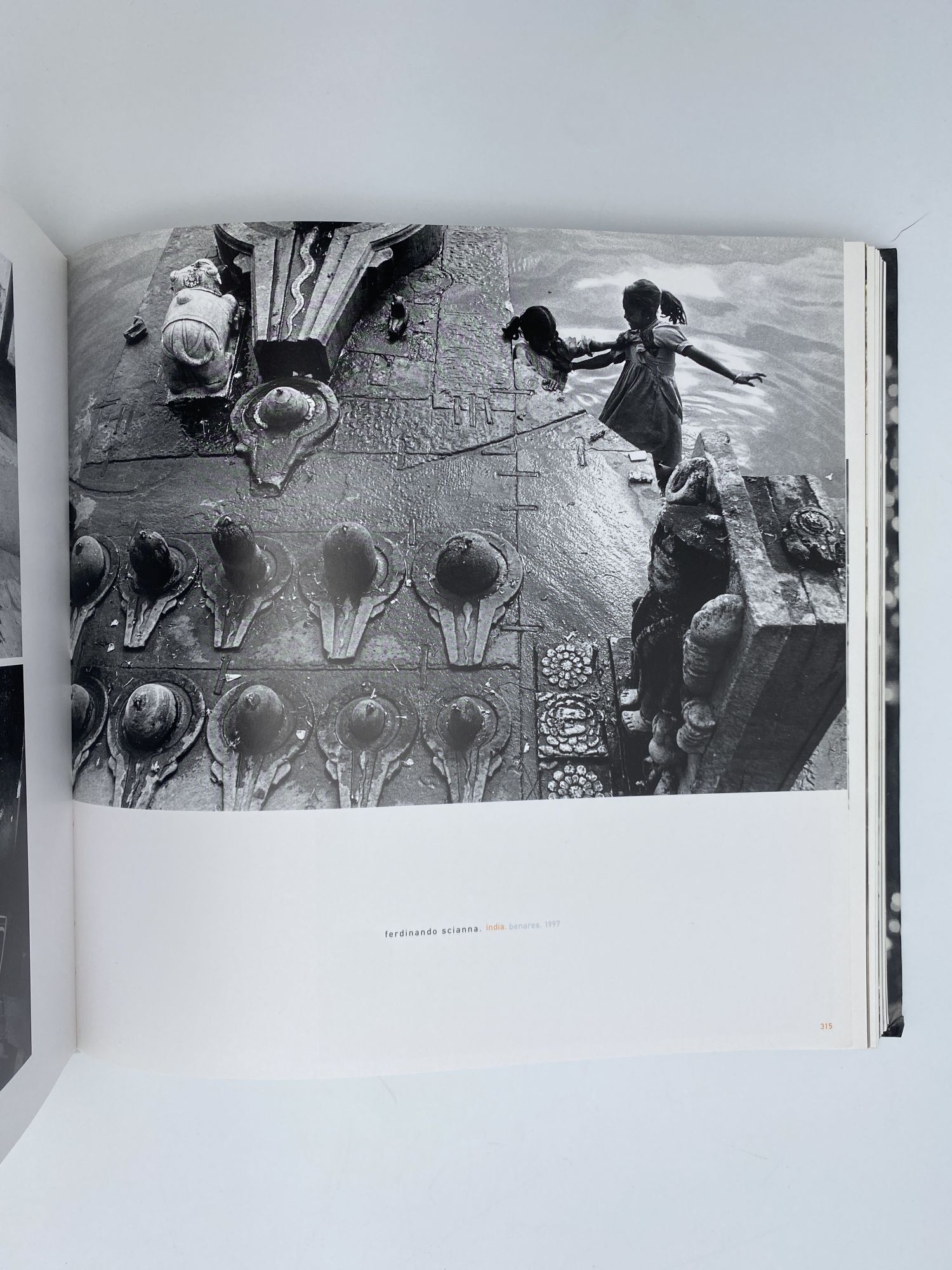 Magnum Degrees | Michael IGNATIEFF, MAGNUM PHOTOGRAPHERS