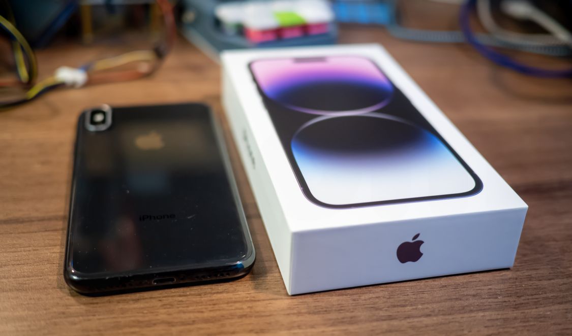 iPhone 14 Pro Deep Purple