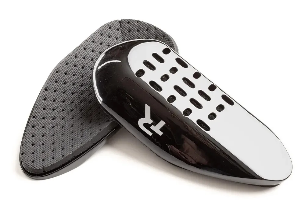 TriRig CARBON CLOSED BACK ARM CUPS - Rony Kuba