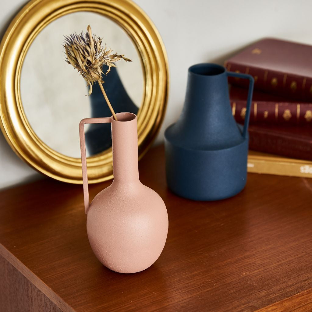 アイアンフラワーベース ダスティピンク｜rocca rocca