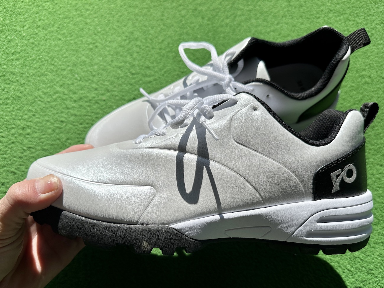 神コスパ】ワークマンからついに「ゴルフシューズ（2900円）」が登場