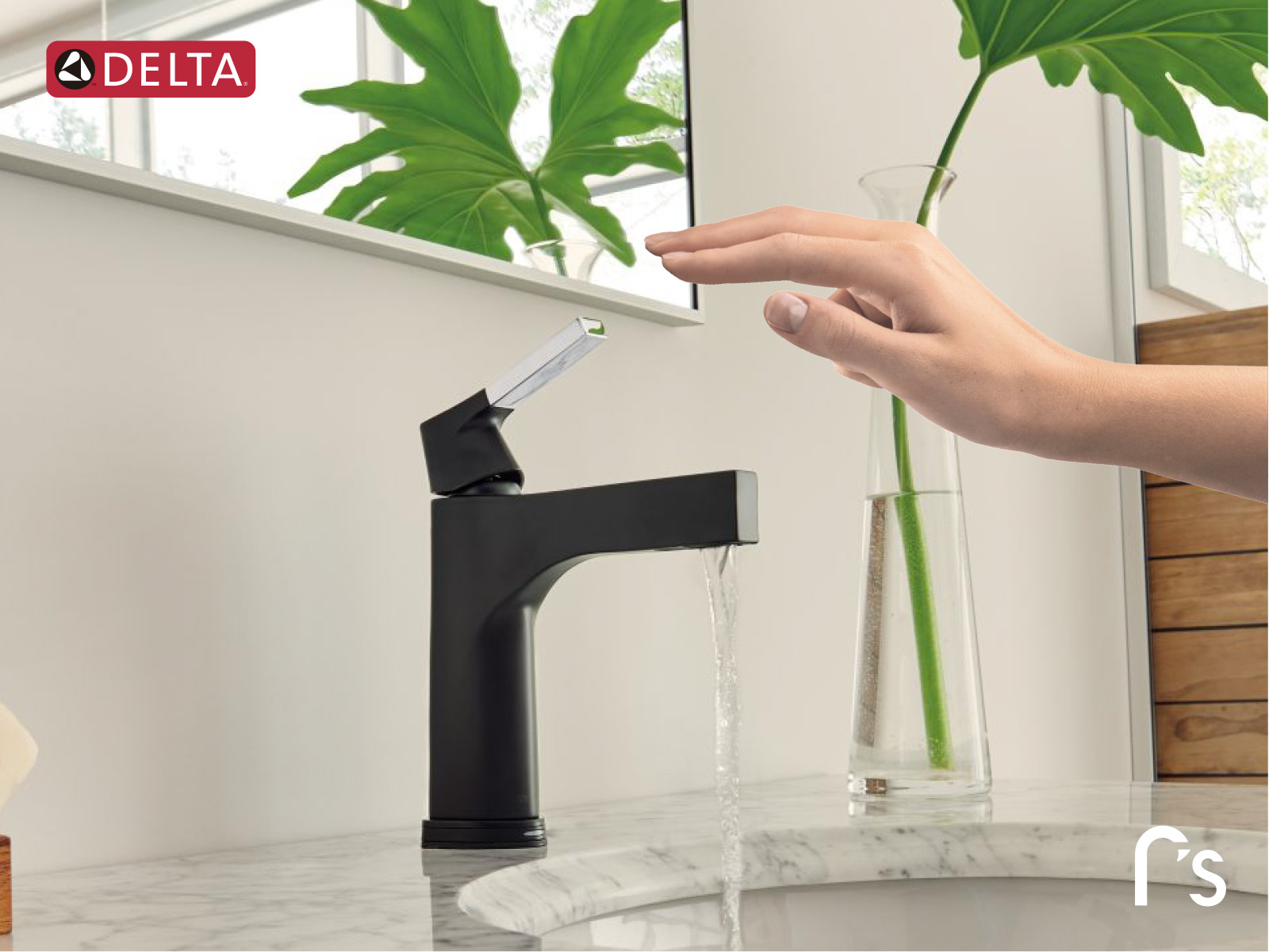 デルタ タッチ&センサー水栓 574T-CS-DST｜ 洗面水栓 ｜ 輸入