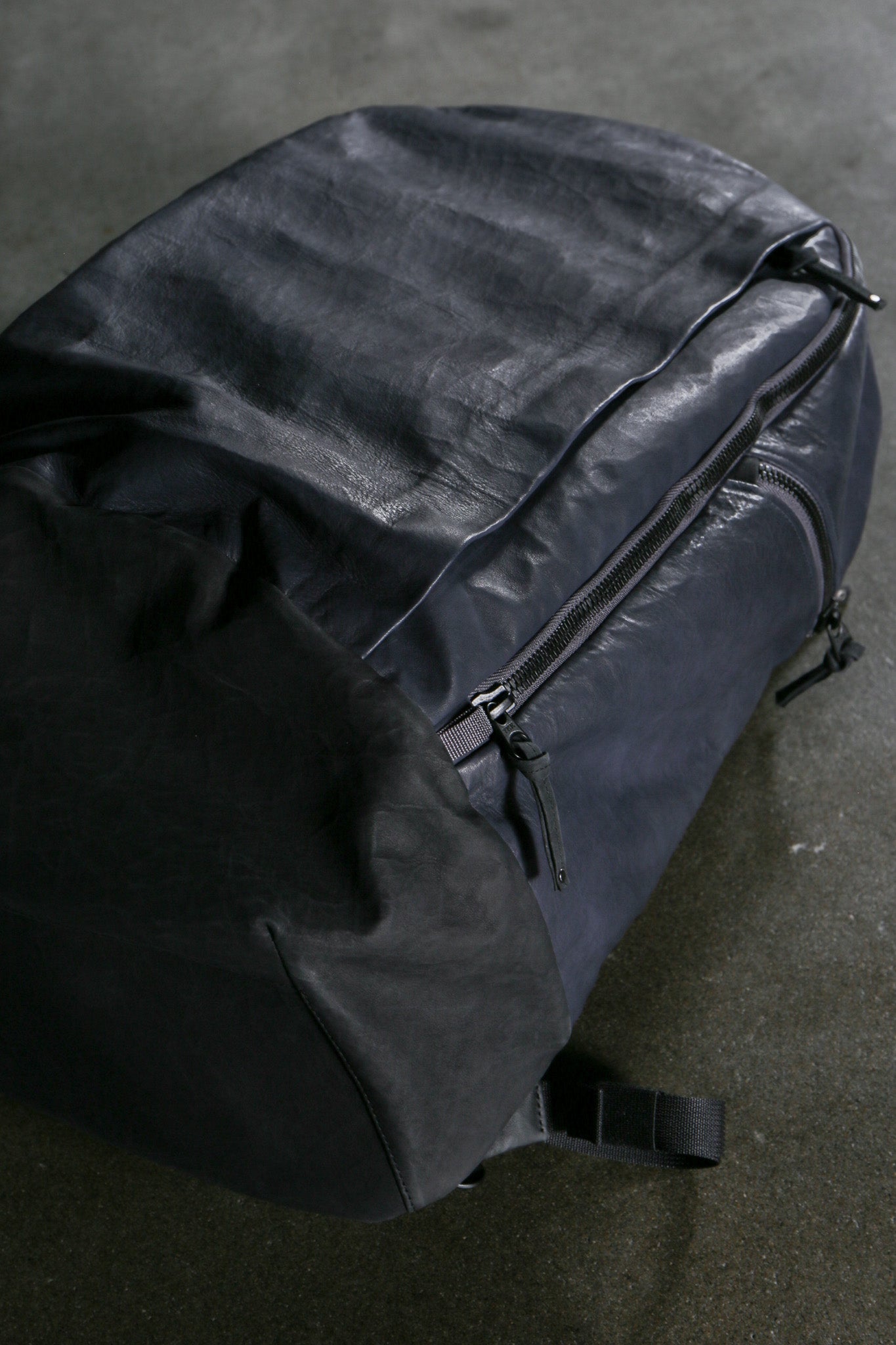rofmia × Carryology Daypack V2 L #Navy