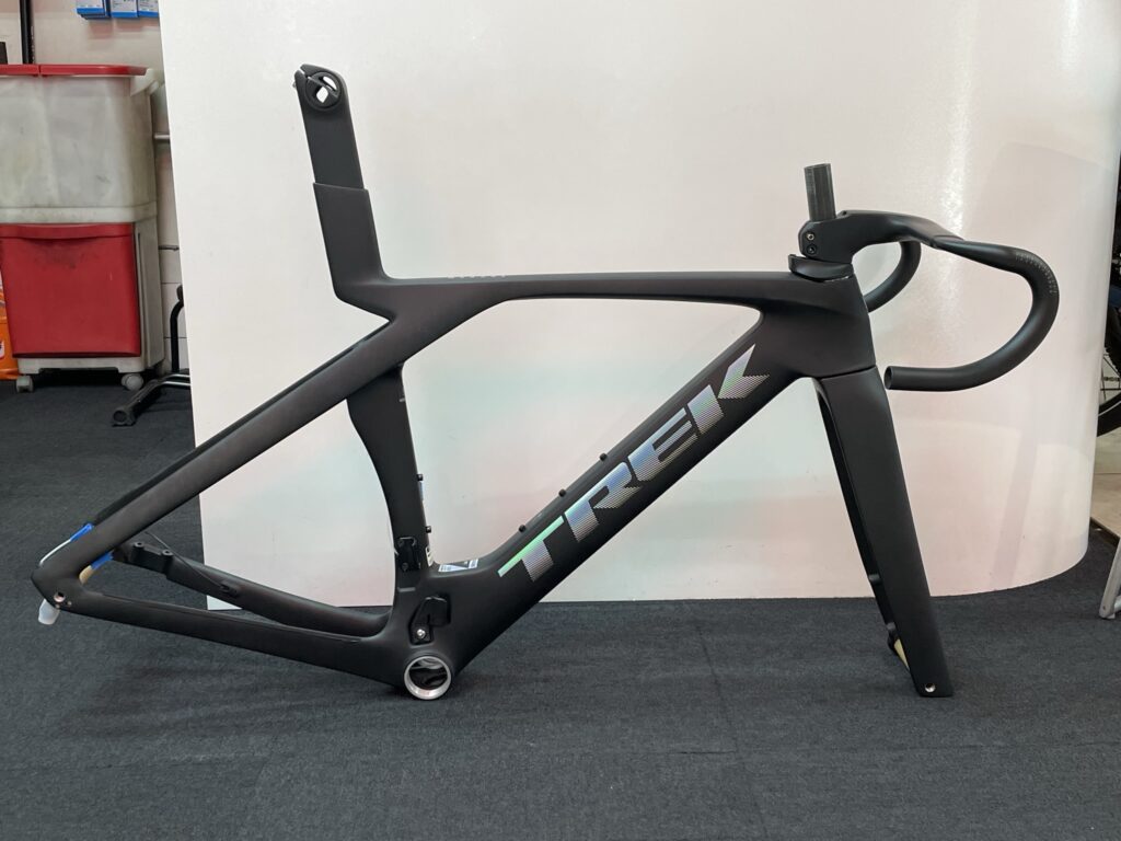 超〜限定】TREK MADONE SLR フレームセット入荷です！ | ROUTE610