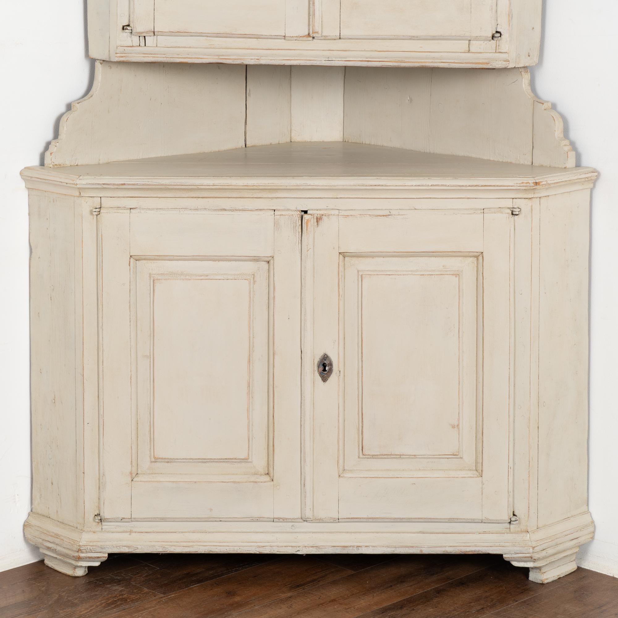 Antique White Painted Corner Cabinet Cupboard, Sweden circa 1840-60