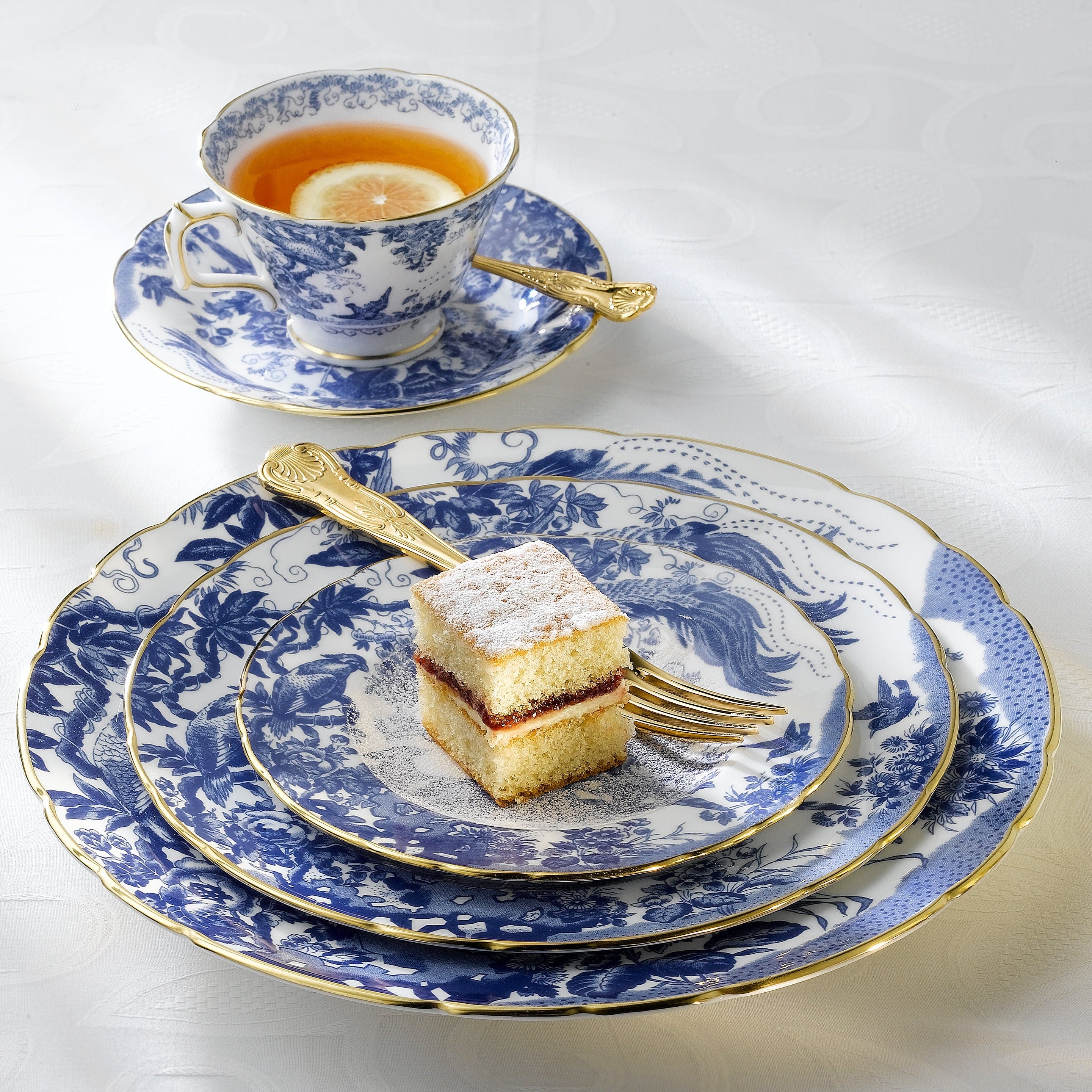 未使用 ロイヤルクラウンダービー オールドエイビス プレート2枚セット