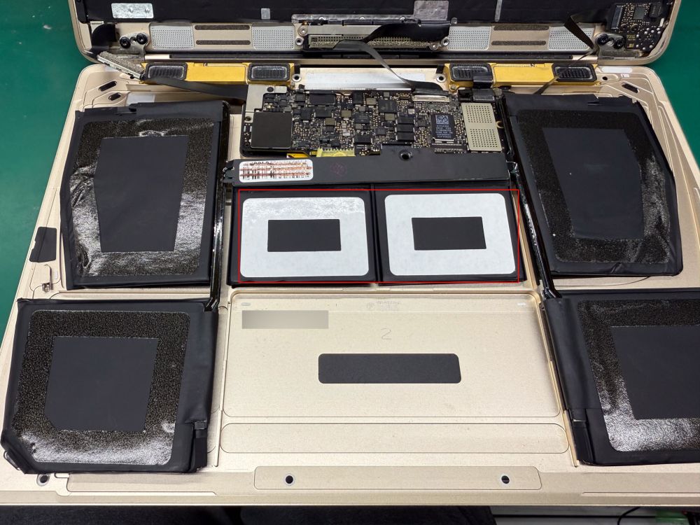 修理事例】MacBook (Retina 12-inch, Early 2015) バッテリー交換