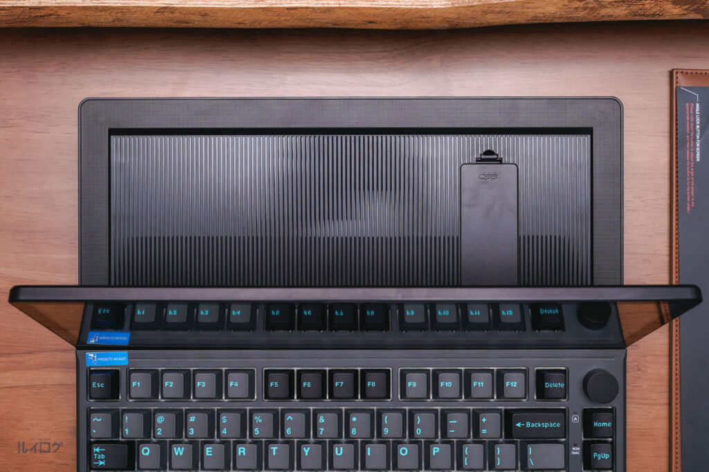 Kwumsy K3 レビュー。13インチタッチ対応モニター付き多機能メカニカル