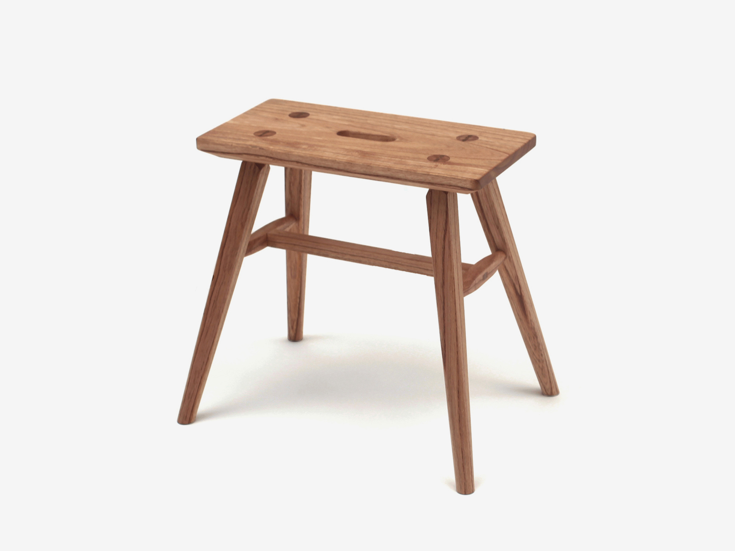 角脚スツール – Ryohei Yazawa 矢澤良平 | 指物工房矢澤