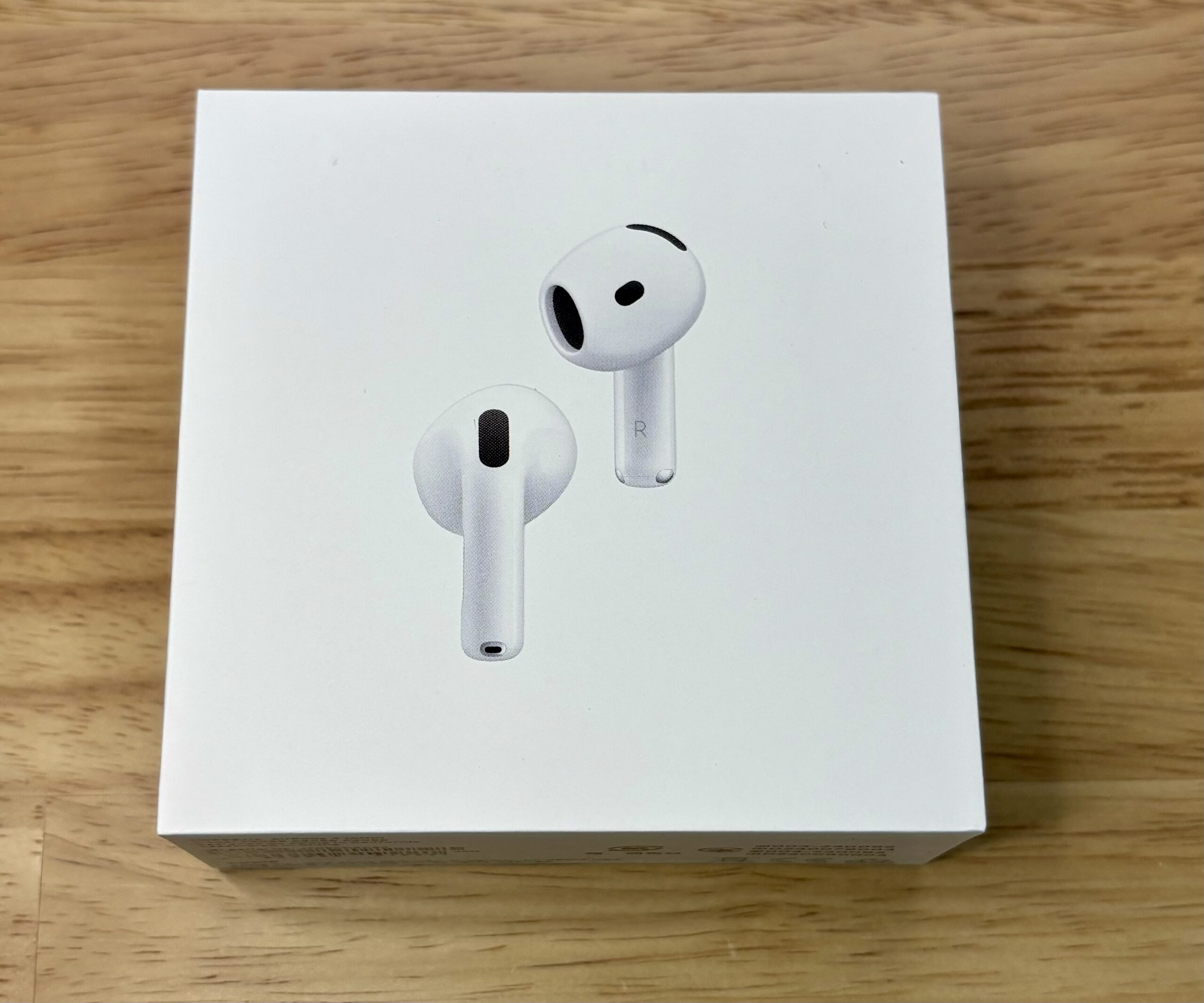 待望のAirPods4をレビュー！開放型で初のノイズキャンセリング機能付き