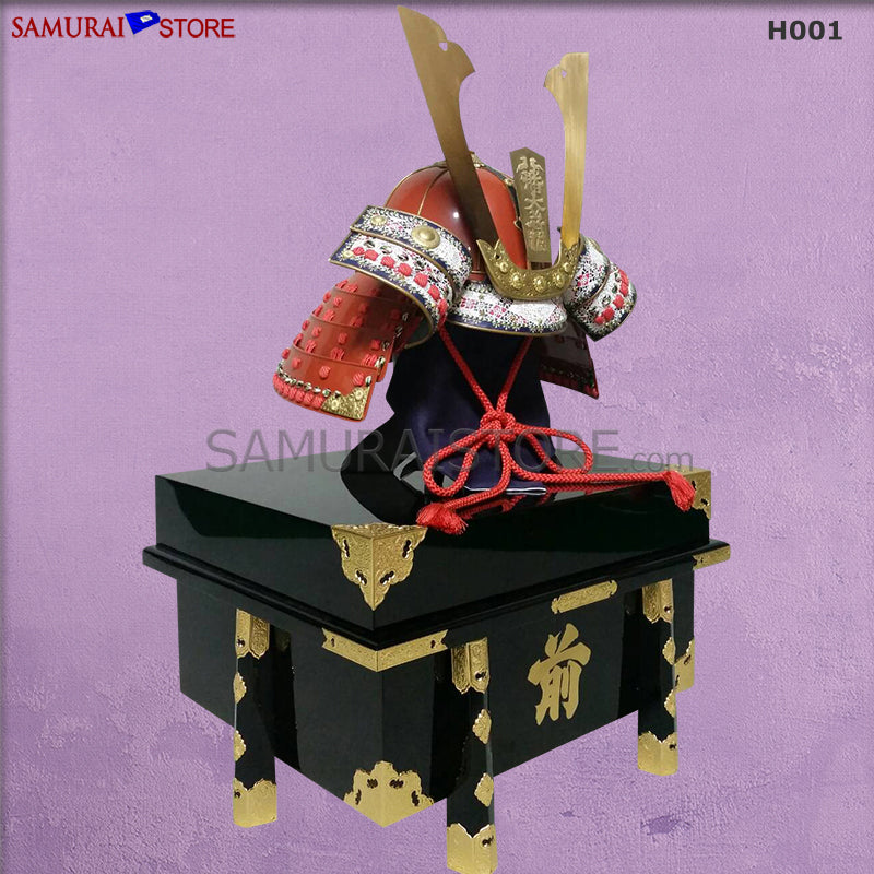 H001 茜塗 兜 (鍬形/八幡大菩薩) - サムライストア SAMURAI STORE