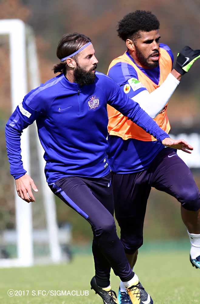 トレーニング】笑顔と元気 | TSSサンフレッチェ広島公式モバイルサイト