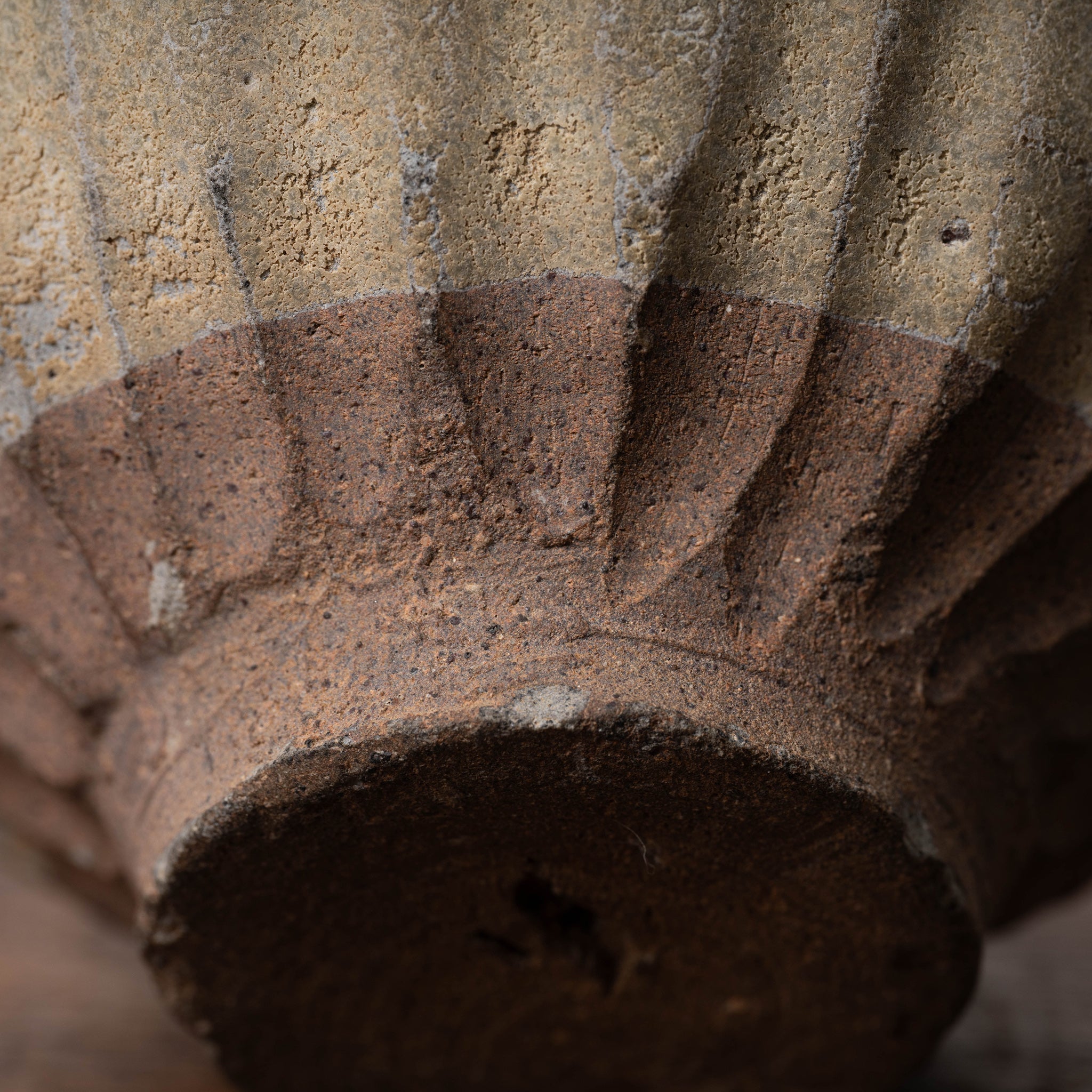 タイ スンコロク 宋胡録耳付小壺 – 燦禾 SANKA