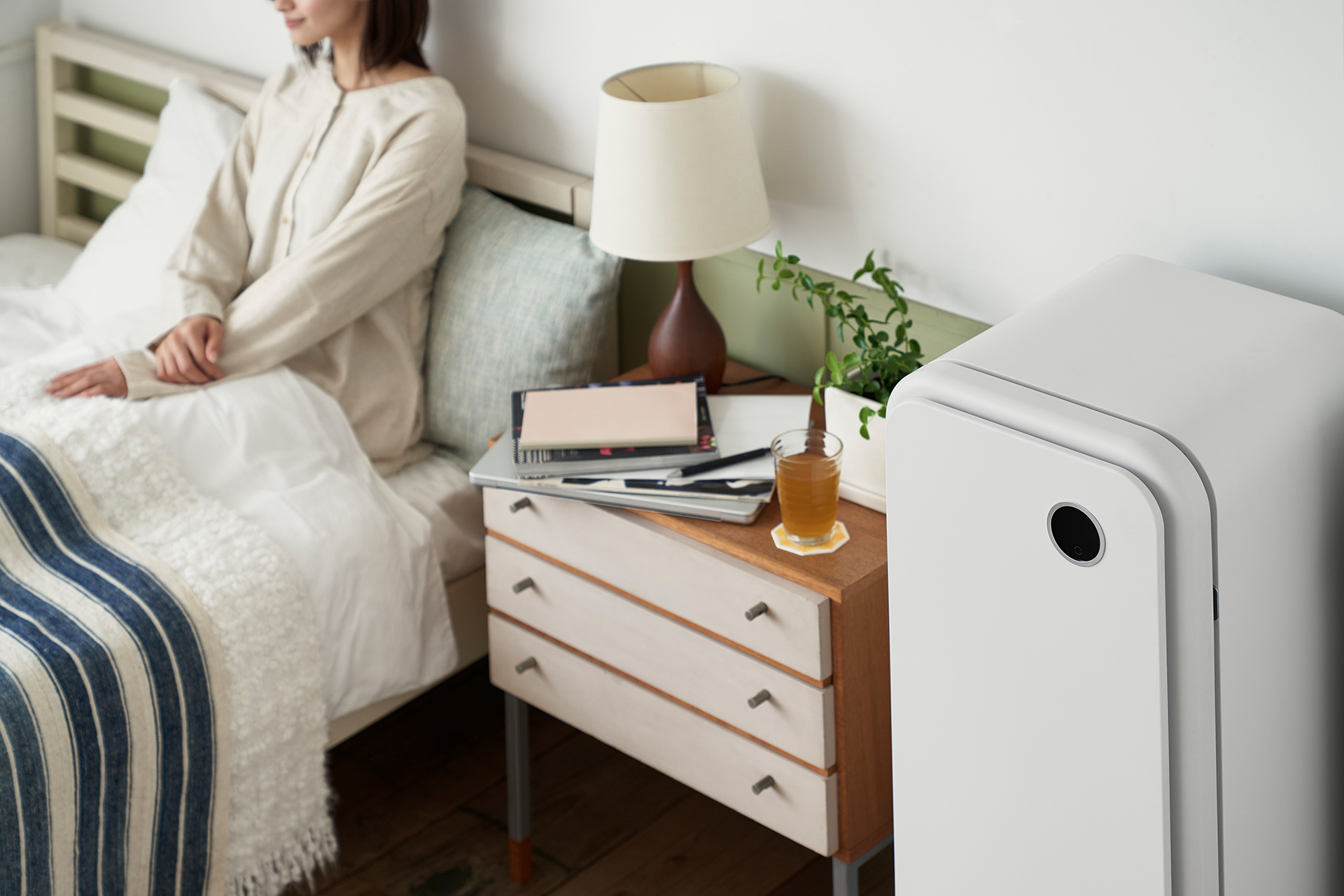 FROSTYシリーズ新発売！」モダンな中にも親しみやすさを感じるデザイン