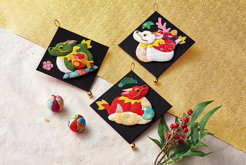 三連タペストリー（辰年）｜株式会社さくらほりきり