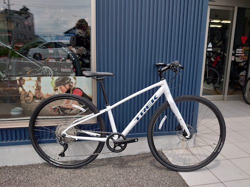 身長140cm台から乗れる】XSサイズのクロスバイク、マウンテンバイク