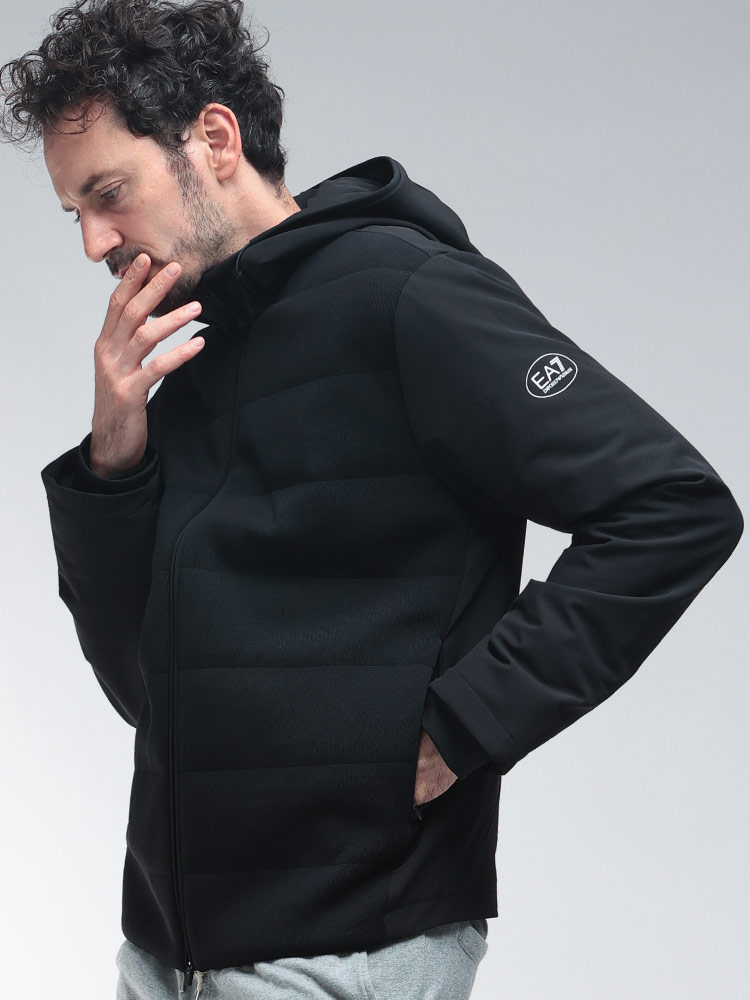 EMPORIO ARMANI (エンポリオアルマーニ) EA7 フード フルジップ 中綿