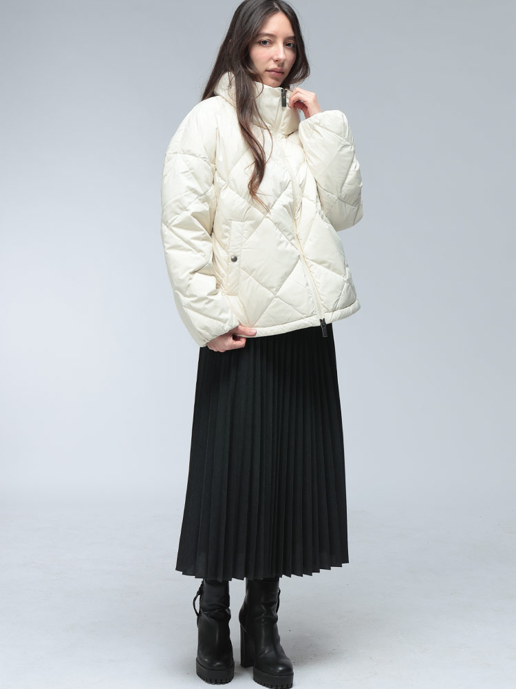 PYRENEX (ピレネックス) ボリュームネック フルジップ ダウン