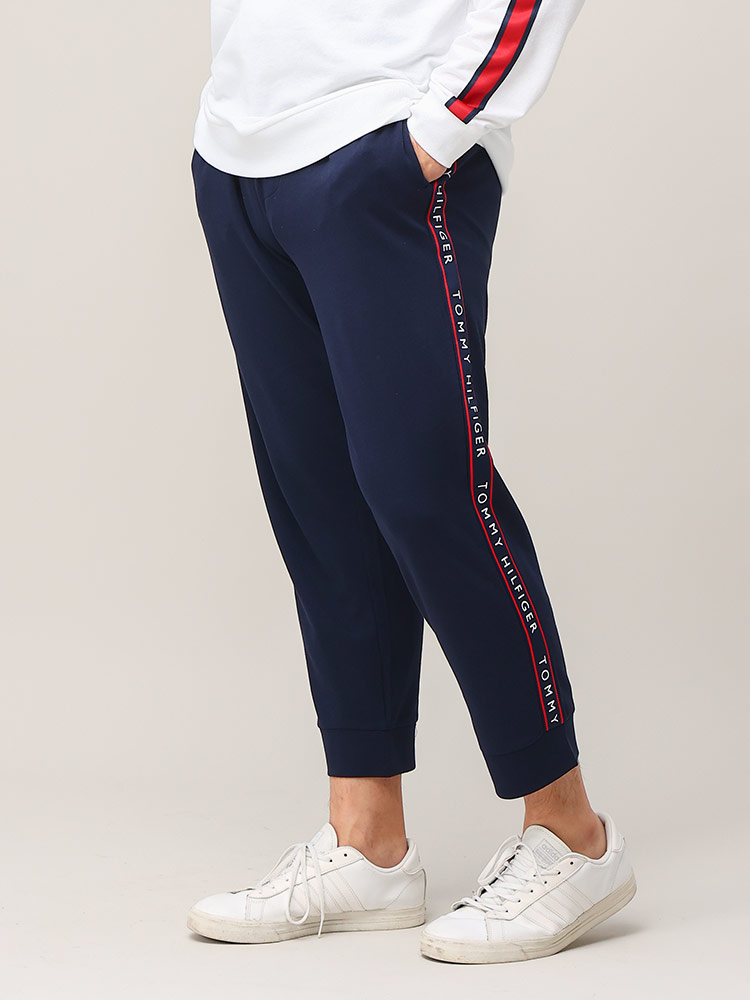 TOMMY HILFIGER トミーヒルフィガー サイドロゴライン スウェット