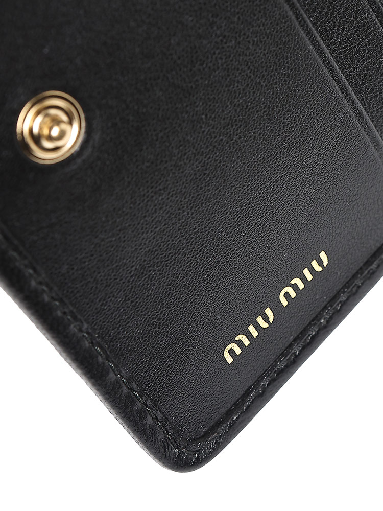 MIUMIU (ミュウミュウ) マテラッセレザー メタルロゴ 二つ折り 財布