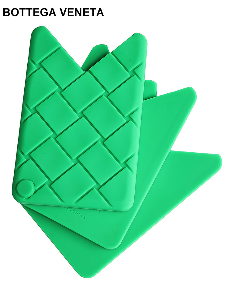 BOTTEGA VENETA (ボッテガ・ヴェネタ) ラバーシリコン Vシェイプ