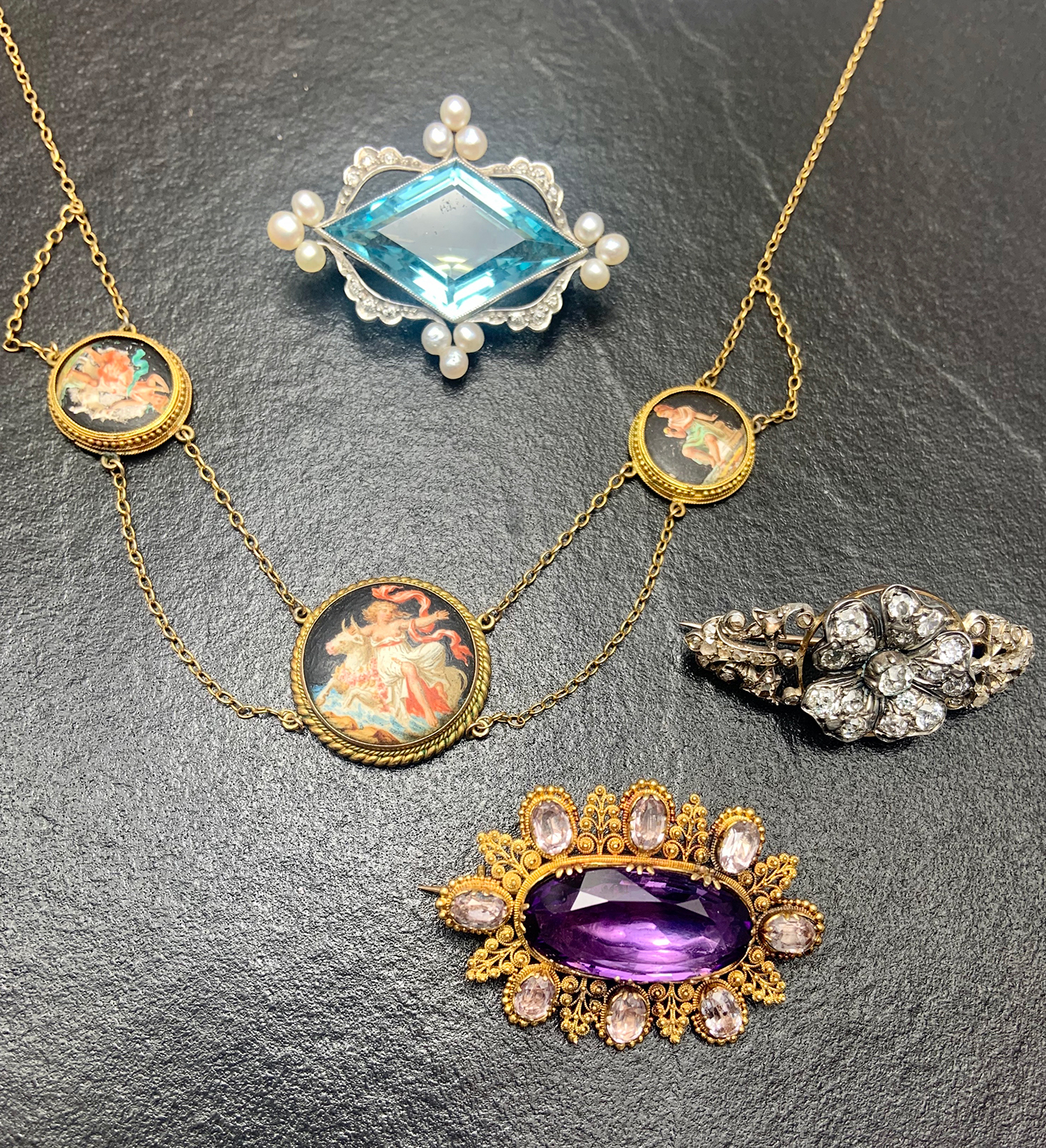 アンティークジュエリーの魅力、その歴史と様式名について | 栃木県