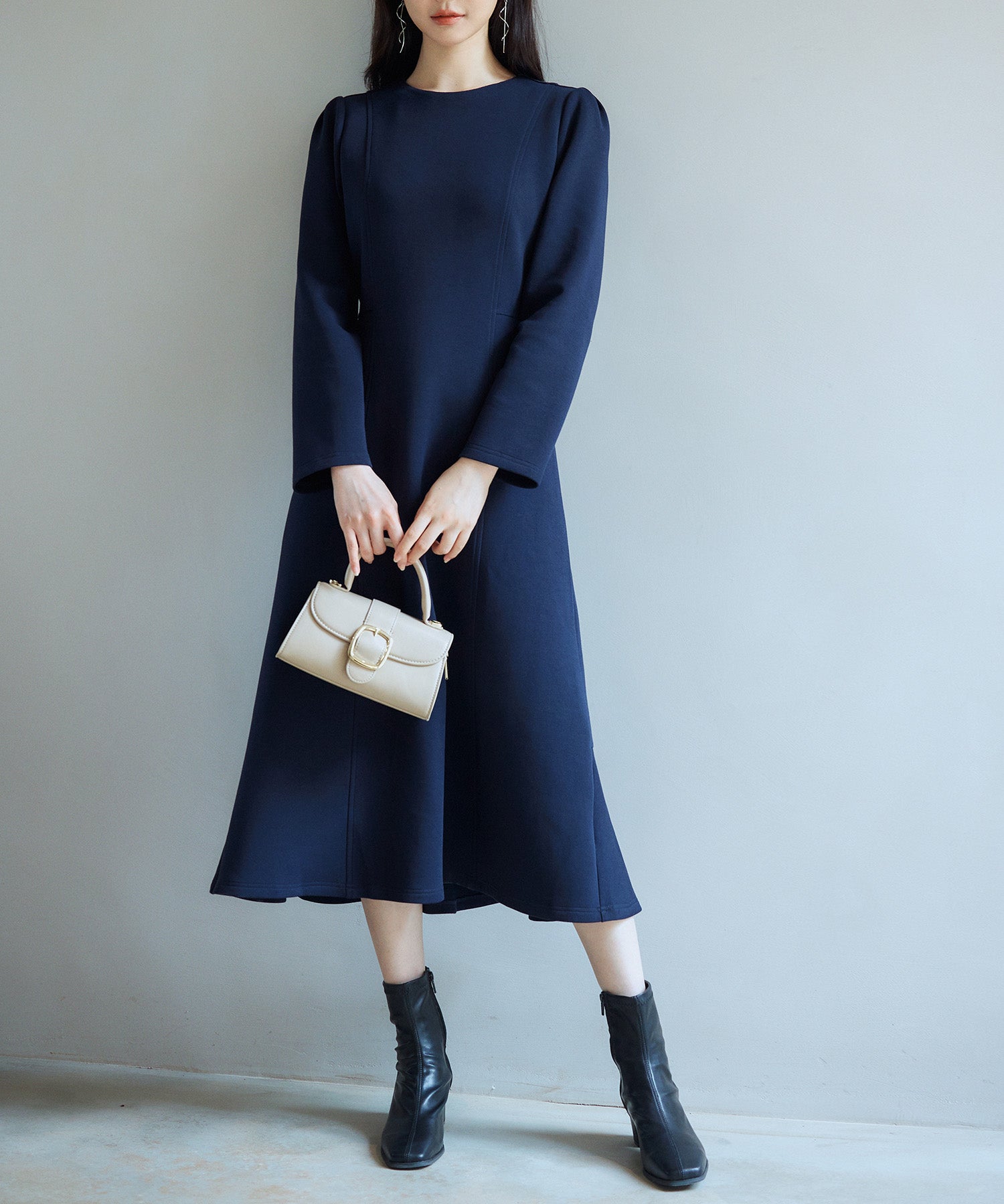 ミモレ丈マーメイド裾ワンピースsdp0246 ネイビー – [公式]SAISON DE