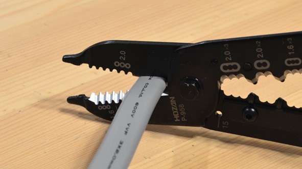 使ってみた！第二種電気工事士の工具レビュー（ストリッパー編