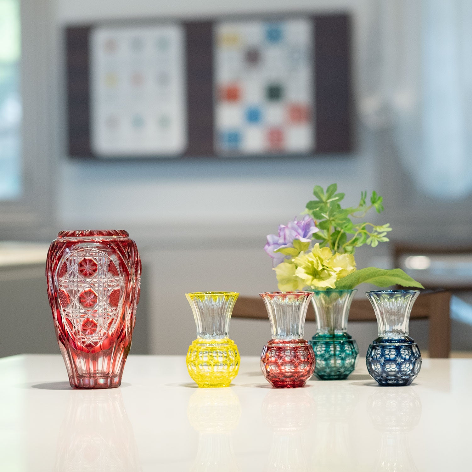 島津薩摩切子】 創作 花瓶 華翔希 cut872 – ㈱島津興業 島津薩摩切子