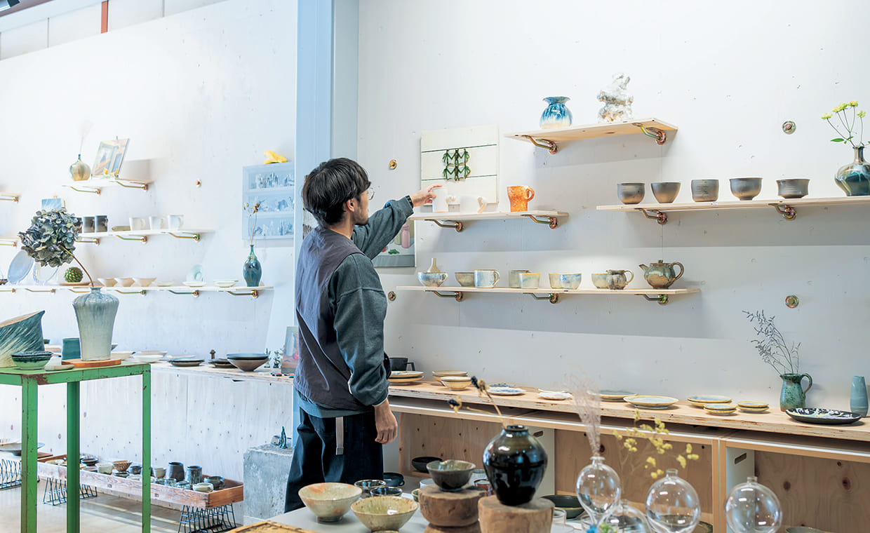 New Shop〉暮らしに溶け込む作品を中心に。ギャラリーショップが移転