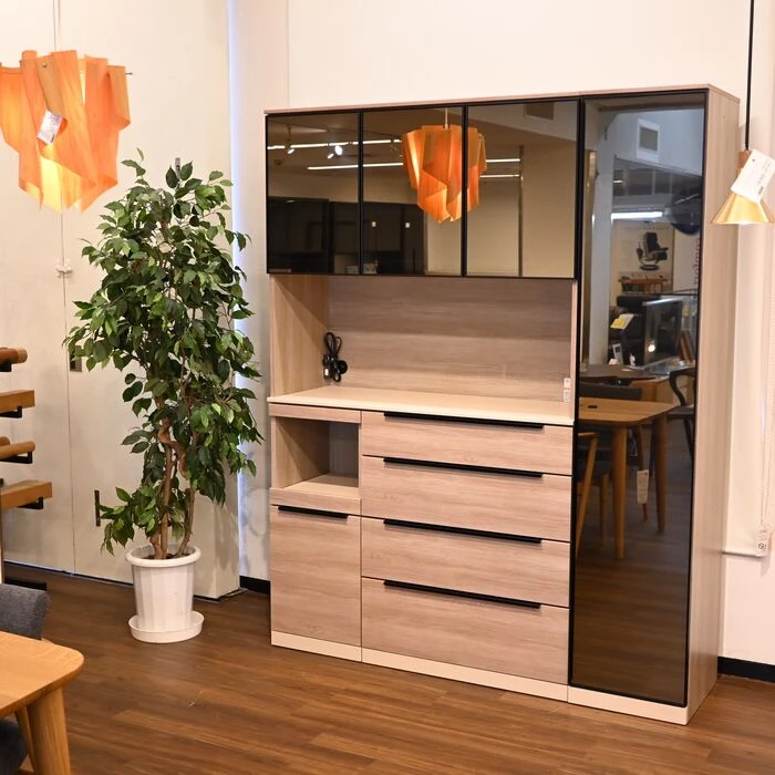 食器棚 綾野製作所”アリシア” | 商品紹介 | 大阪府茨木市の家具なら