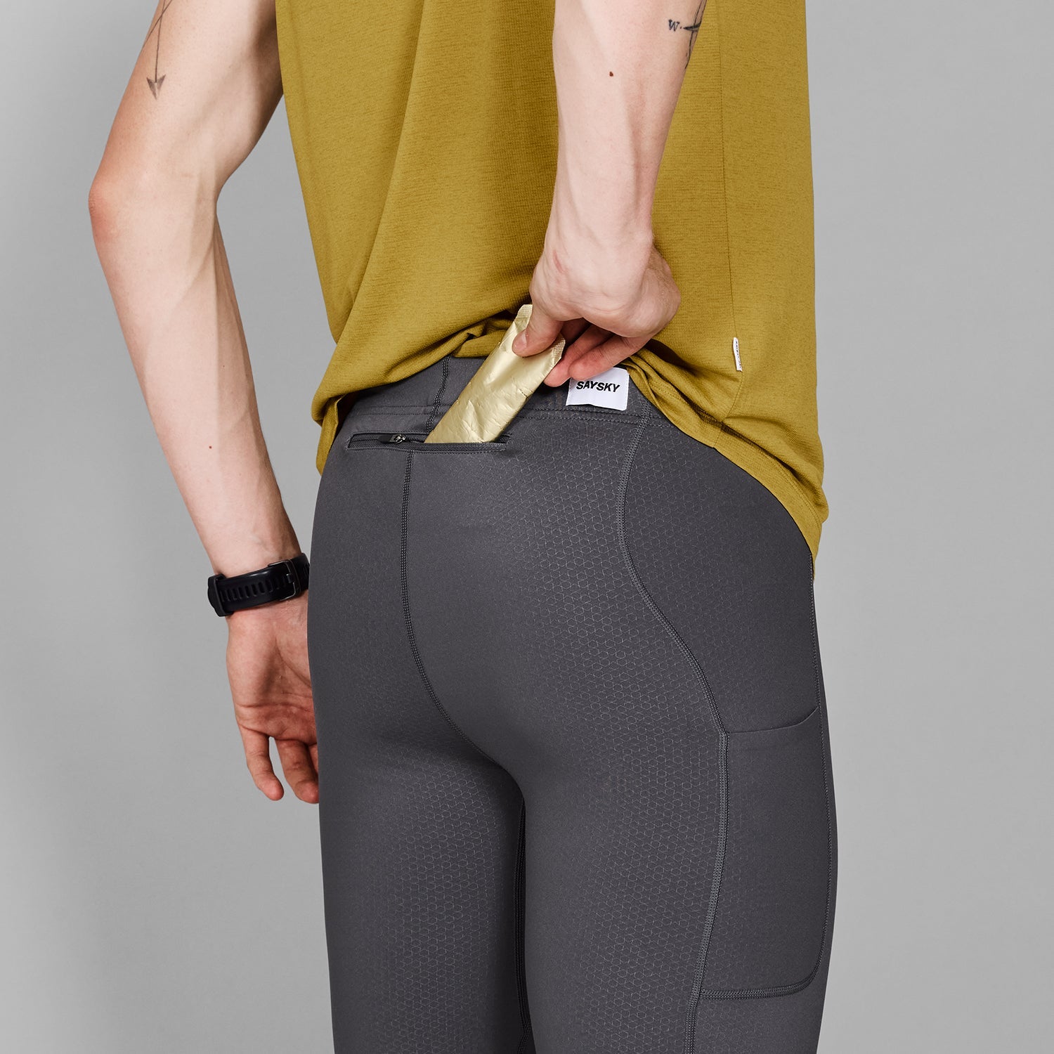 alo yoga レギンス(Мサイズ) alo レギンス alo レギンス Mサイズ