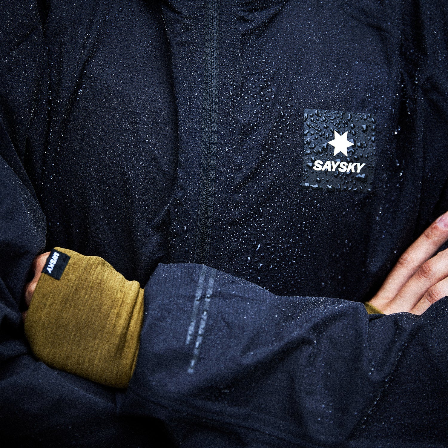 ブラックフライデー】SAYSKY ウォータープルーフ 防水透湿 ランニング