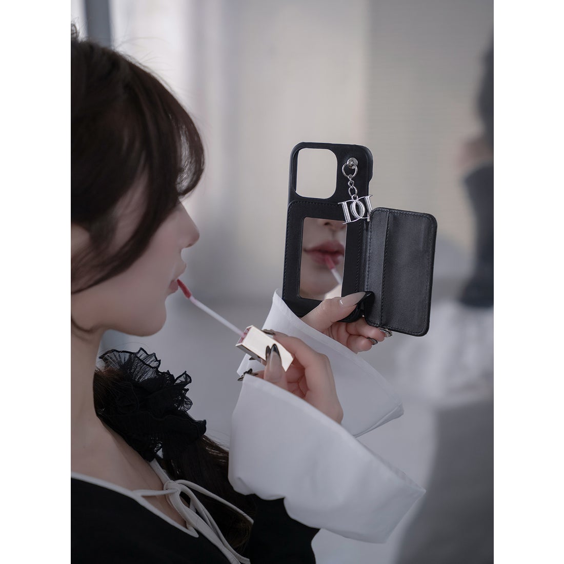 ダーリッチ Darich キルティングミラーDDチャームiPhoneケース