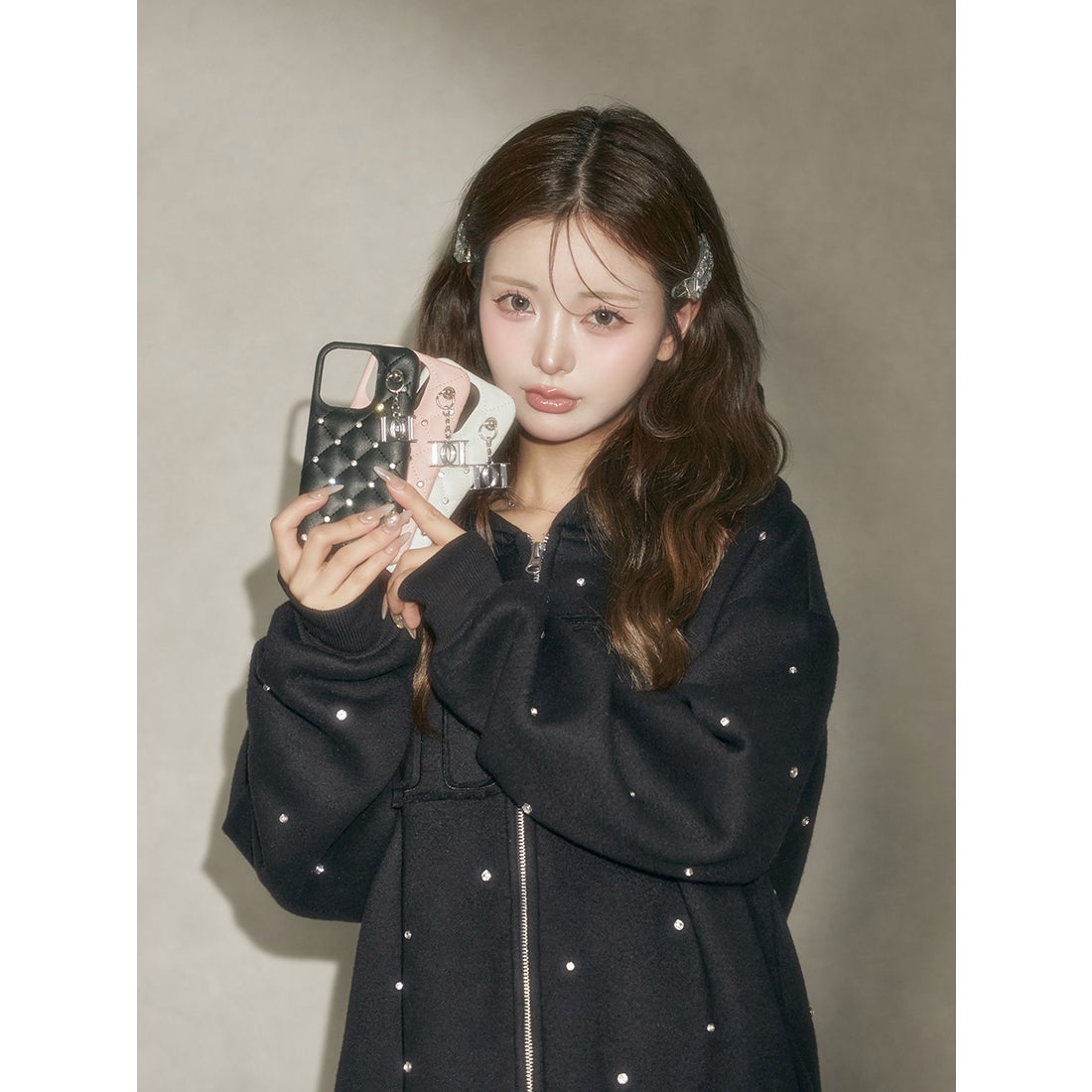 ダーリッチ Darich キルティングビジューDDチャームiPhoneケース