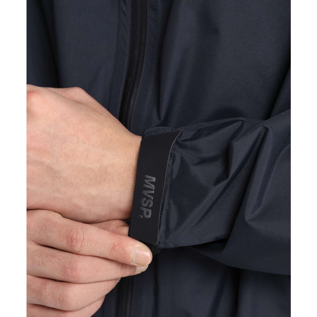 MoveSport 2.5レイヤー ハードシェルジャケット -デサントストア