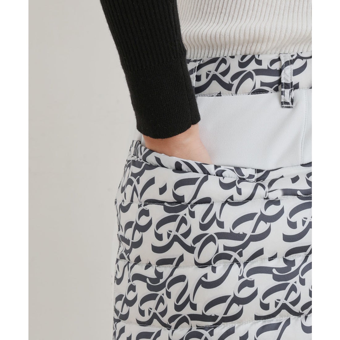 ジュンアンドロペ JUN & ROPE' 【撥水】【保温】モノグラム柄ダウン