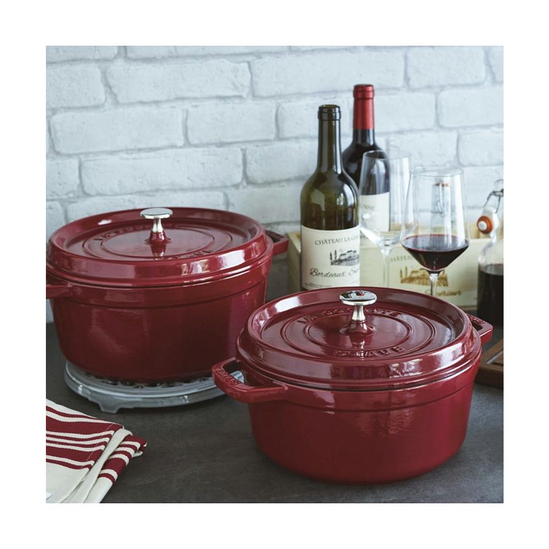 ストウブ STAUB 鍋 ラウンド ホーロー鍋 ピコ ココット 22cm IH対応 蓋