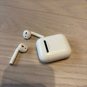 AirPods 第1世代 MMEF2J/A 新品 2,500円 中古 1,699円 | ネット最安値