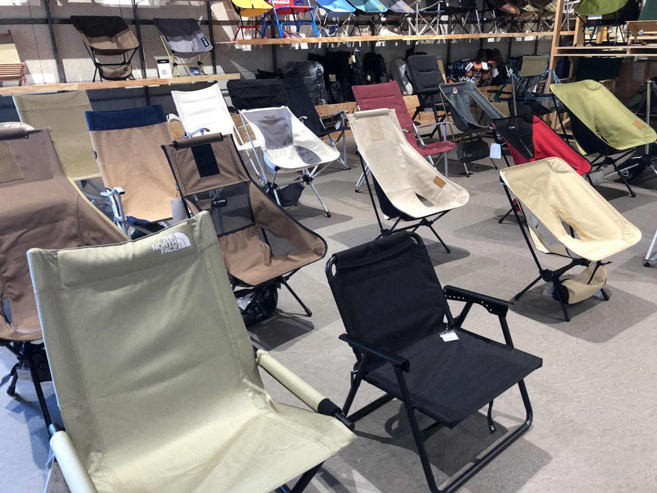 自宅で輝くキャンプ椅子「コンフォートローチェア」は極上の座り心地